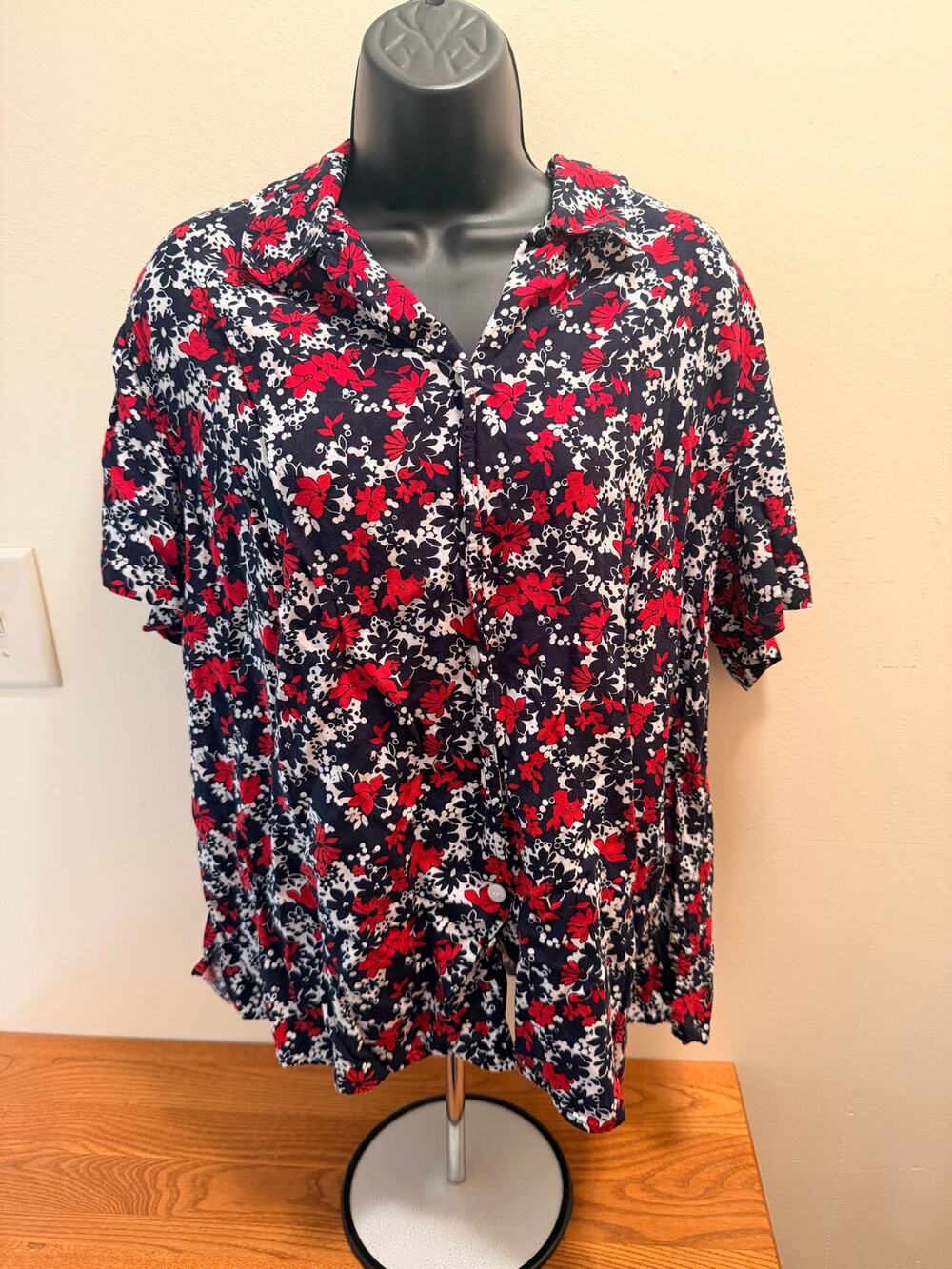 Village Sport size 2 Blouse